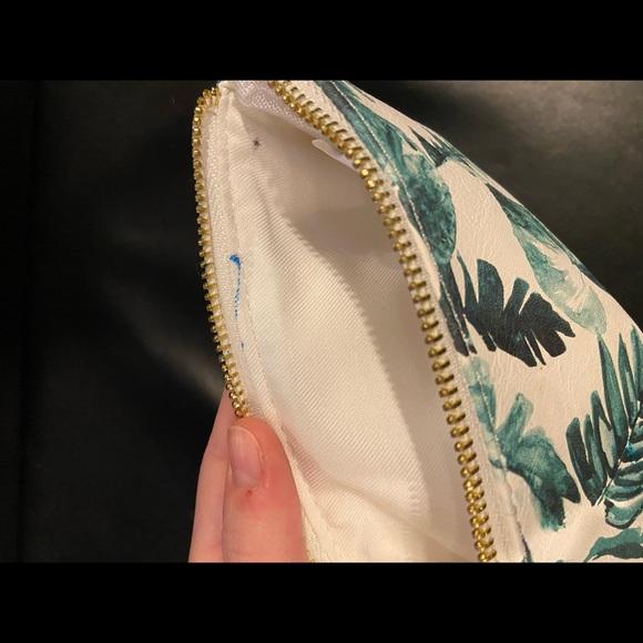 Stationary Bundle - Picture 4 of 4